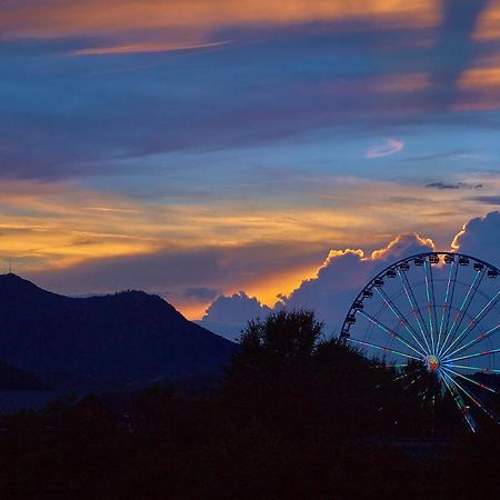 Misty Mountain Lodge Holiday Home Gatlinburg Buitenkant foto