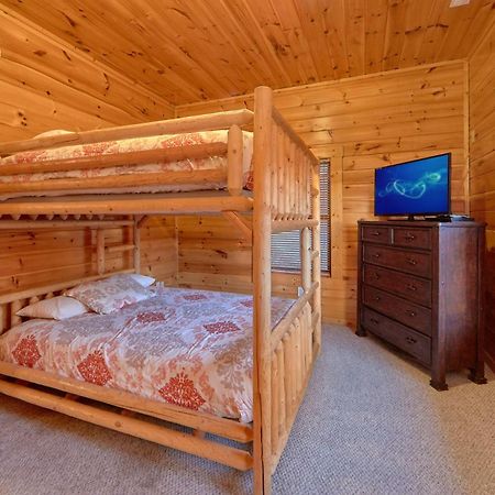 Misty Mountain Lodge Holiday Home Gatlinburg Buitenkant foto