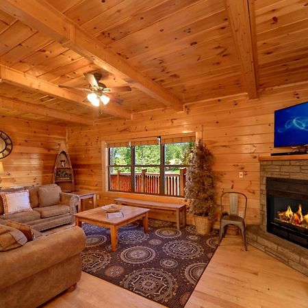 Misty Mountain Lodge Holiday Home Gatlinburg Buitenkant foto
